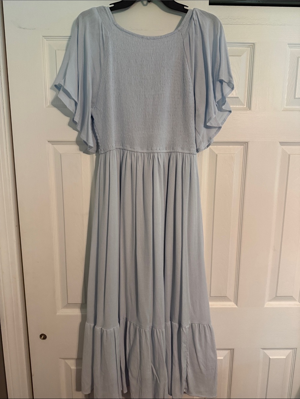 Flowy Light Blue V-Neck Maxi Dress with Flutter Sleeves - Picture 3 of 3